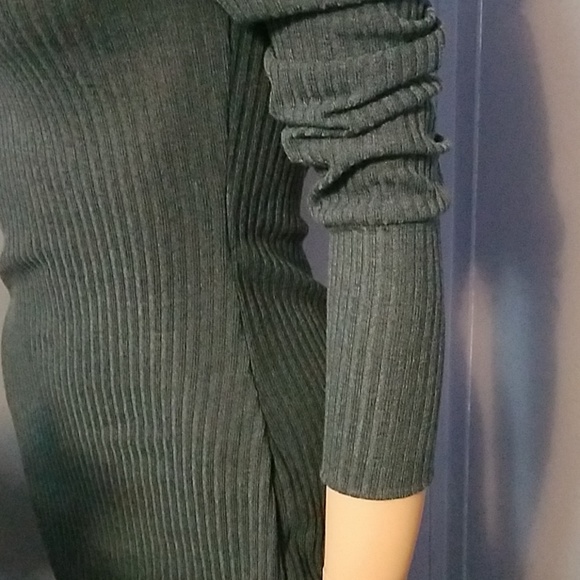 Sweater Dress FINAL PRICE CLEARANCE - Picture 5 of 8